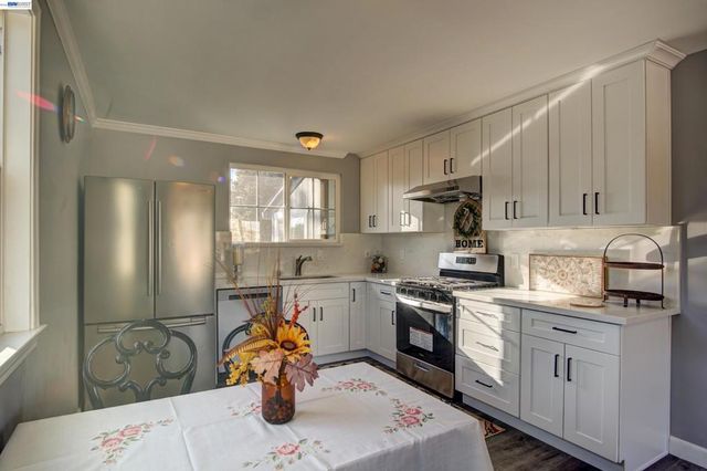 4403 Amador, Fremont, CA 94538