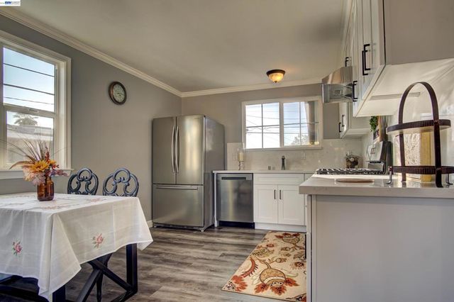 4403 Amador, Fremont, CA 94538
