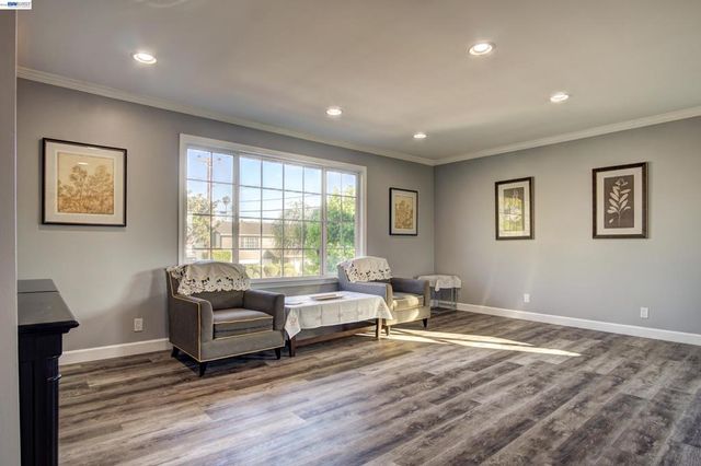 4403 Amador, Fremont, CA 94538