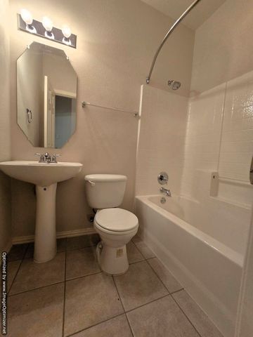 103 S Young Boulevard, Desoto, TX 75115