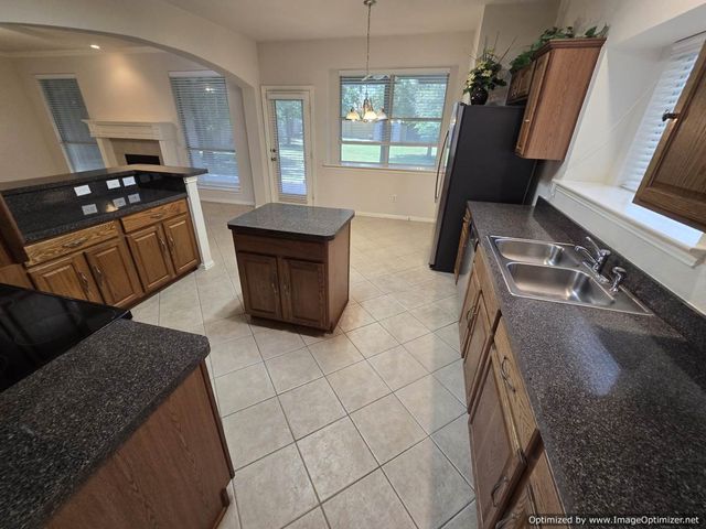 103 S Young Boulevard, Desoto, TX 75115