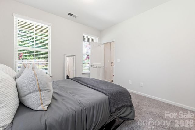 9348 Ainslie Downs Street, Charlotte, NC 28273