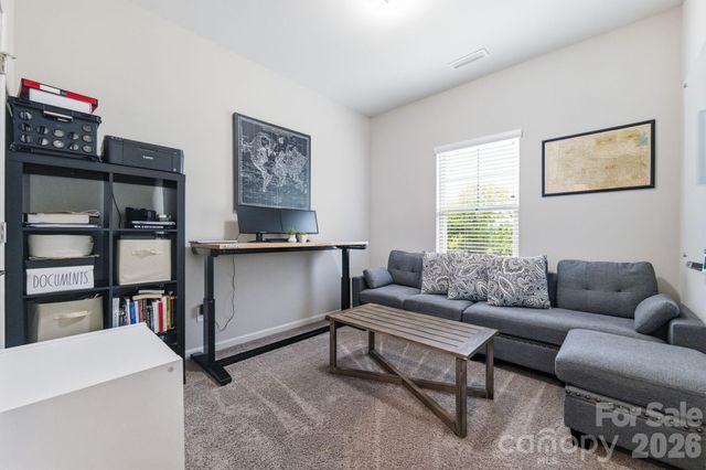 9348 Ainslie Downs Street, Charlotte, NC 28273