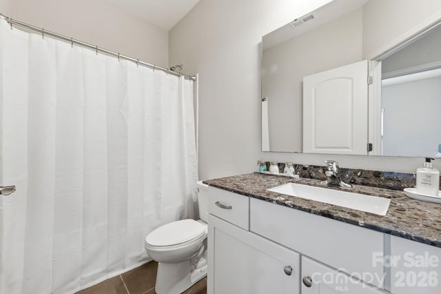 9348 Ainslie Downs Street, Charlotte, NC 28273
