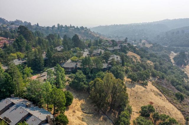 3378 Brittan Avenue 16, San Carlos, CA 94070