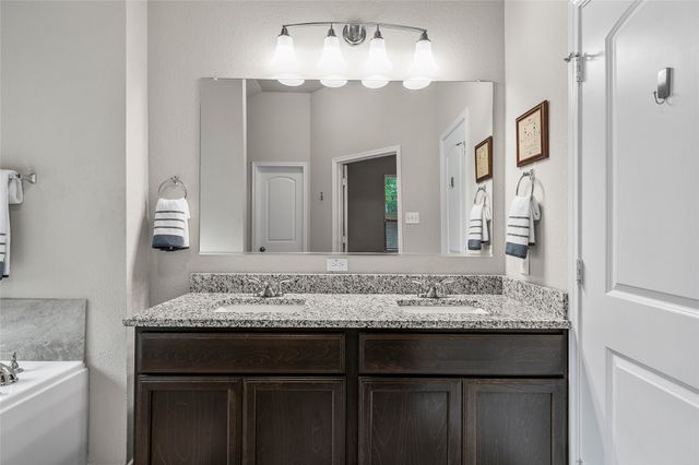 1216 Merganser Way, Waco, TX 76706