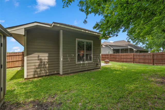 1216 Merganser Way, Waco, TX 76706