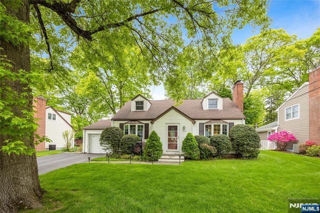 545 Jemco Place, Ridgewood, NJ 07450