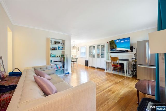 545 Jemco Place, Ridgewood, NJ 07450