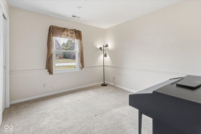 11288 Ashley Place, Fishers, IN 46038