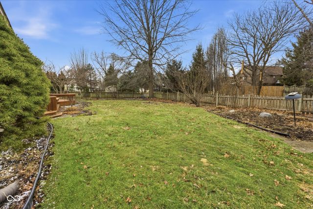 11288 Ashley Place, Fishers, IN 46038