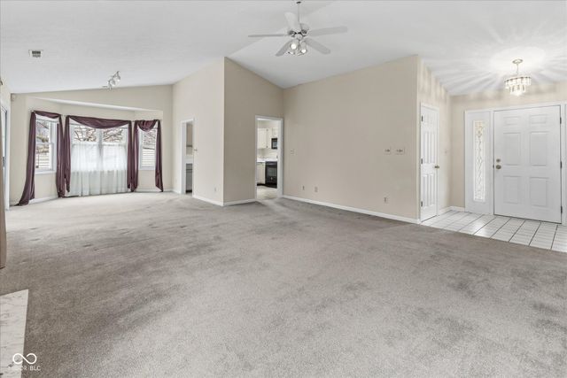 11288 Ashley Place, Fishers, IN 46038