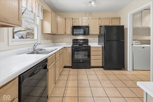 11288 Ashley Place, Fishers, IN 46038