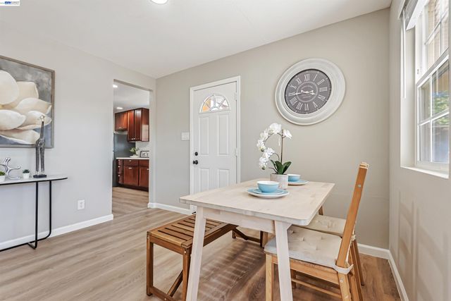 1111 Stonington Ave, San Pablo, CA 94806