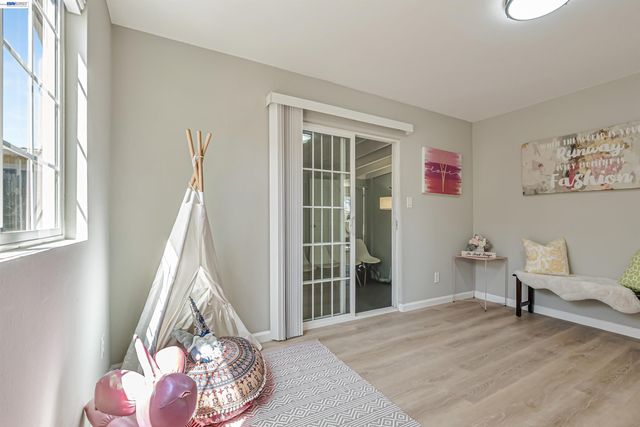 1111 Stonington Ave, San Pablo, CA 94806