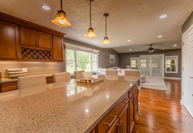 1741 Fairway Drive, Mountain Home, AR 72653