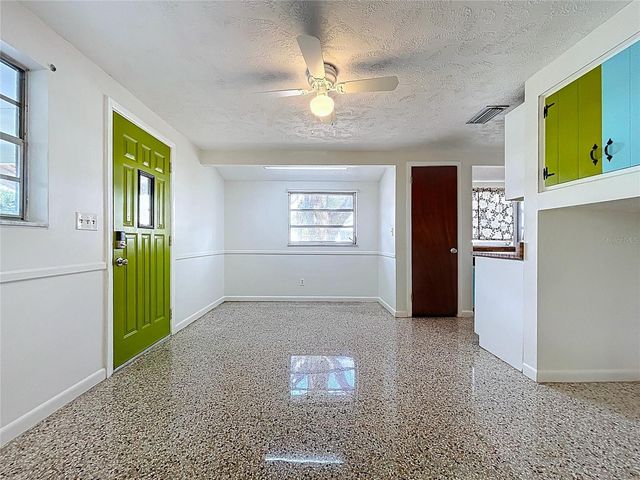 1415 E IDLEWILD AVENUE, Tampa, FL 33604