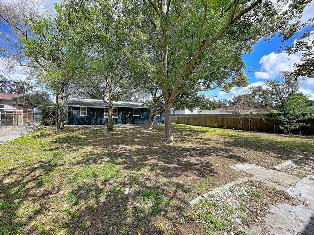 1415 E IDLEWILD AVENUE, Tampa, FL 33604