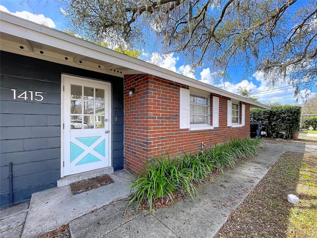 1415 E IDLEWILD AVENUE, Tampa, FL 33604