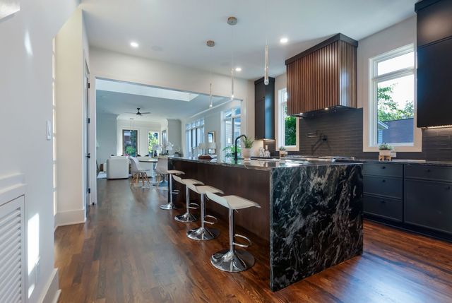 1618 7th Ave, N, Nashville, TN 37208