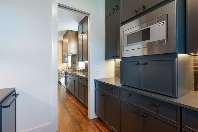 1618 7th Ave, N, Nashville, TN 37208