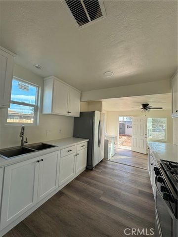 184 N Acacia St, Blythe, CA 92225