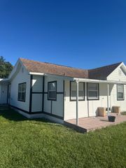 1519 ILLINOIS AVENUE, St Cloud, FL 34769