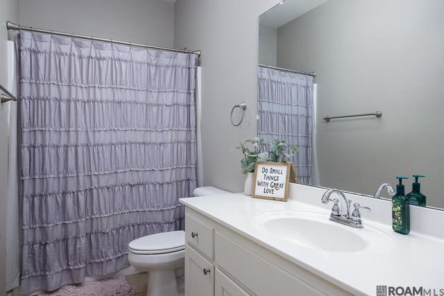 14450 Essen Terrace Dr, Gonzales, LA 70737