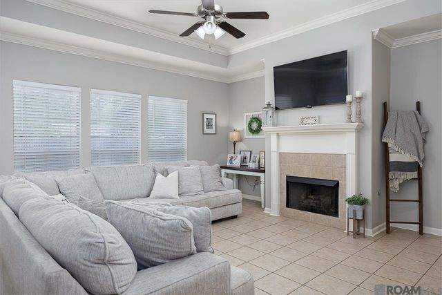 14450 Essen Terrace Dr, Gonzales, LA 70737