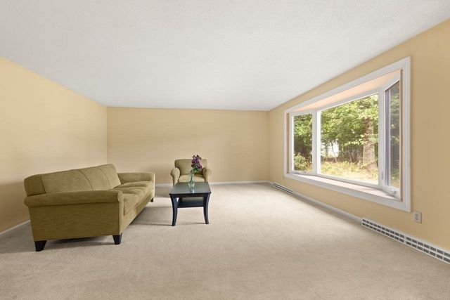 14 Fox Hollow Ln, Sharon, MA 02067