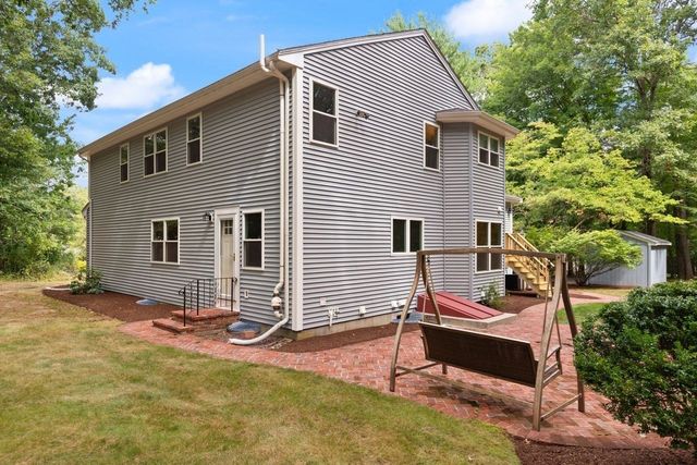14 Fox Hollow Ln, Sharon, MA 02067