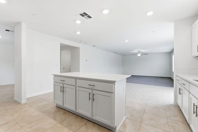 3317 N Clay Street, Visalia, CA 93291