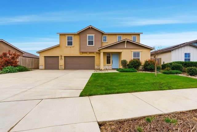 3317 N Clay Street, Visalia, CA 93291