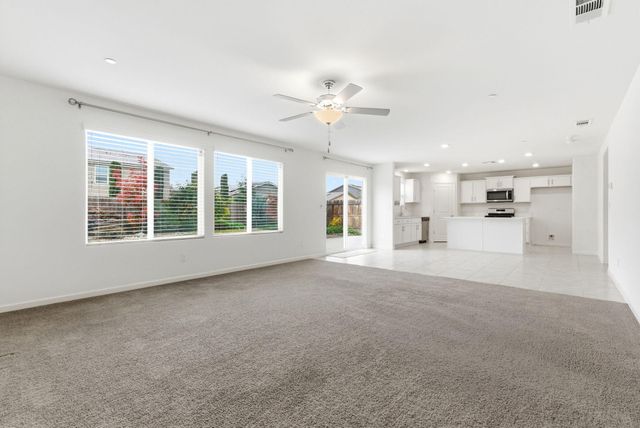 3317 N Clay Street, Visalia, CA 93291