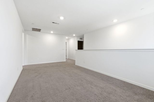 3317 N Clay Street, Visalia, CA 93291