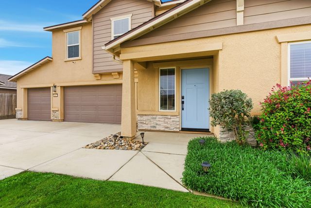 3317 N Clay Street, Visalia, CA 93291