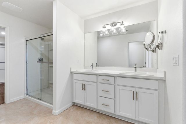 3317 N Clay Street, Visalia, CA 93291