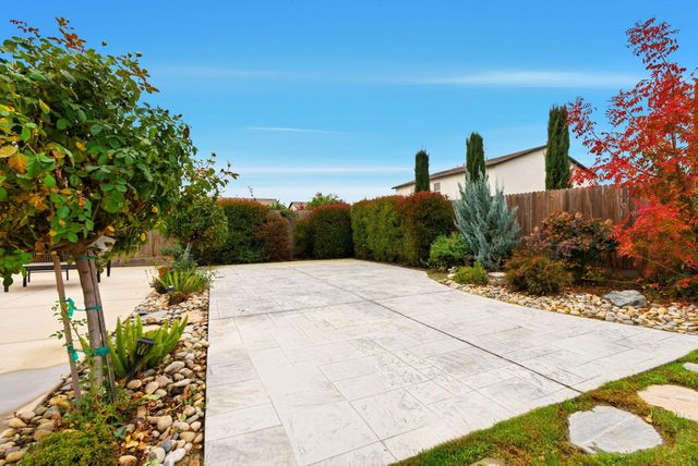 3317 N Clay Street, Visalia, CA 93291