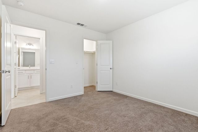 3317 N Clay Street, Visalia, CA 93291