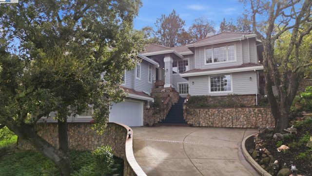 1031 Millbrook Court, Walnut Creek, CA 94598