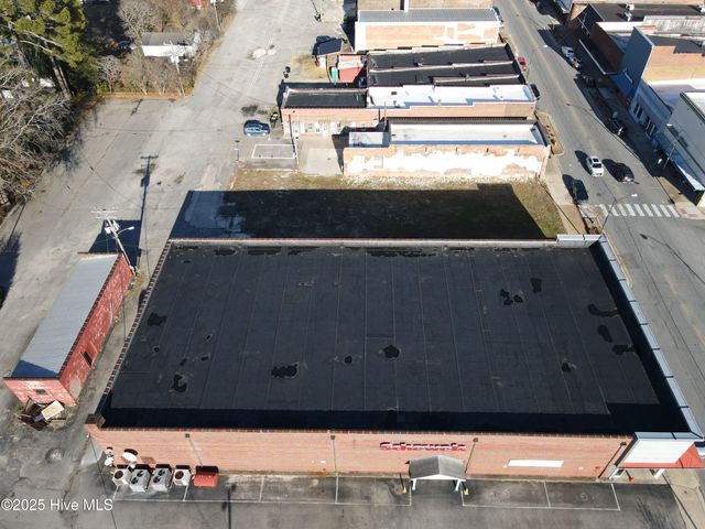 200 W Main Street, Williamston, NC 27892
