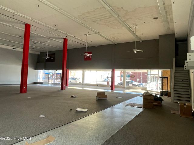 200 W Main Street, Williamston, NC 27892