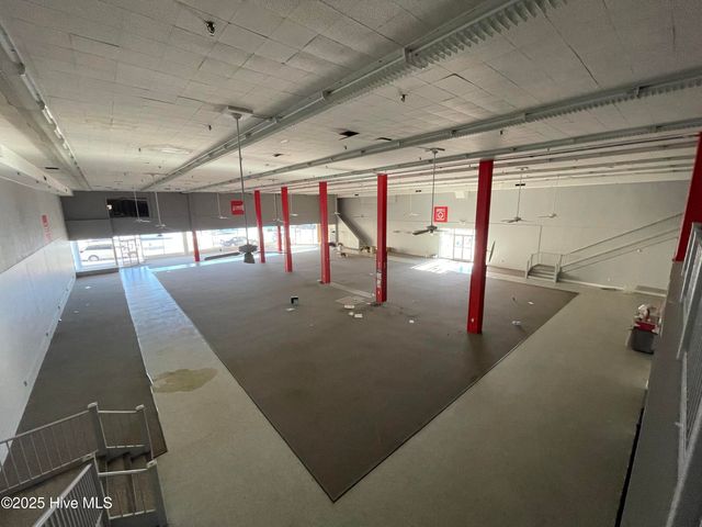 200 W Main Street, Williamston, NC 27892