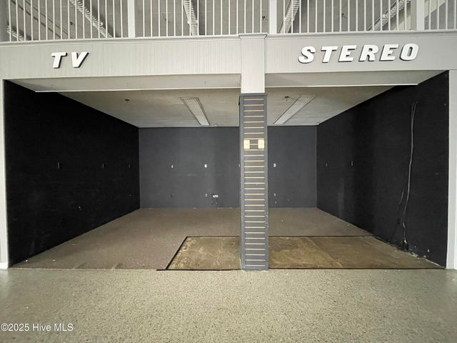 200 W Main Street, Williamston, NC 27892