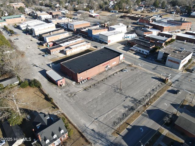 200 W Main Street, Williamston, NC 27892