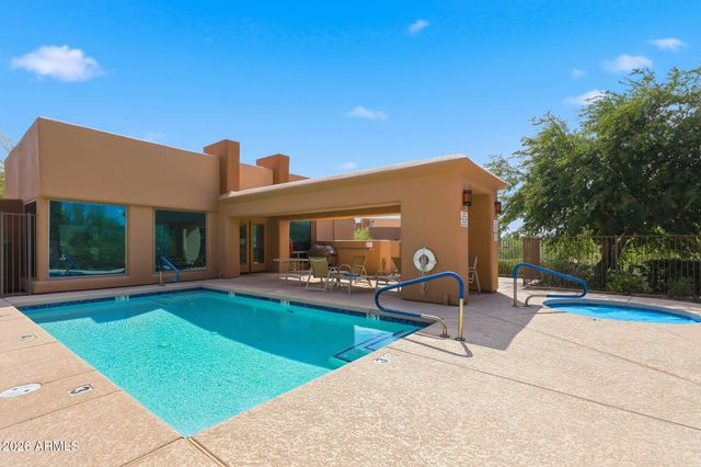 17025 E LA MONTANA Drive 136, Fountain Hills, AZ 85268