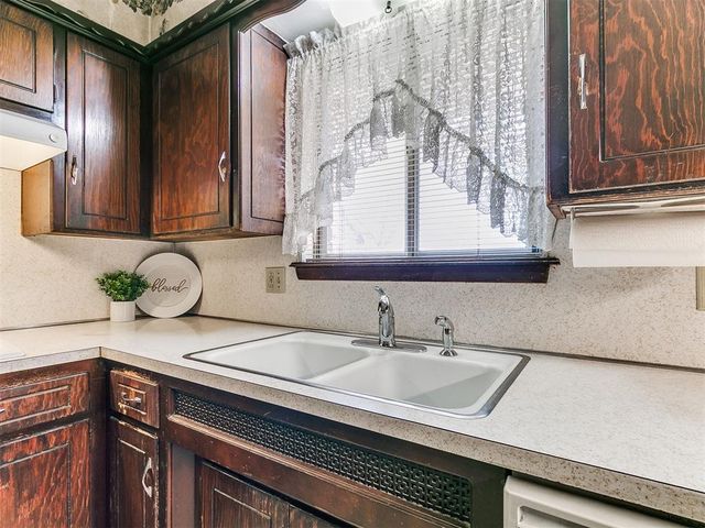 2613 SW 69th Street, Oklahoma City, OK 73159