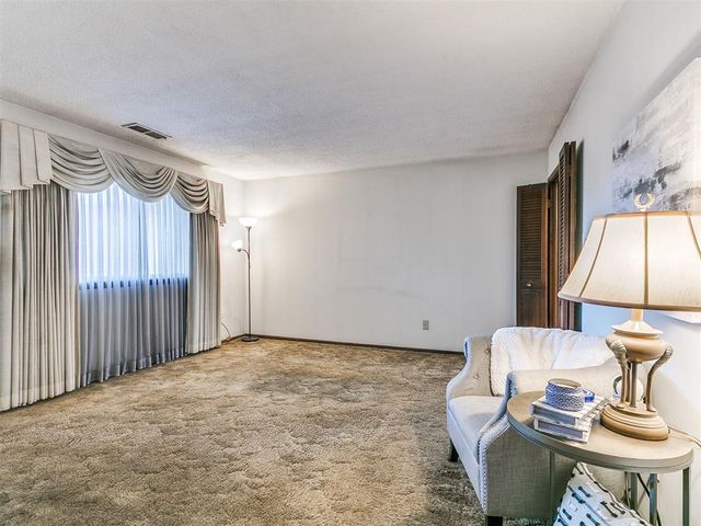 2613 SW 69th Street, Oklahoma City, OK 73159