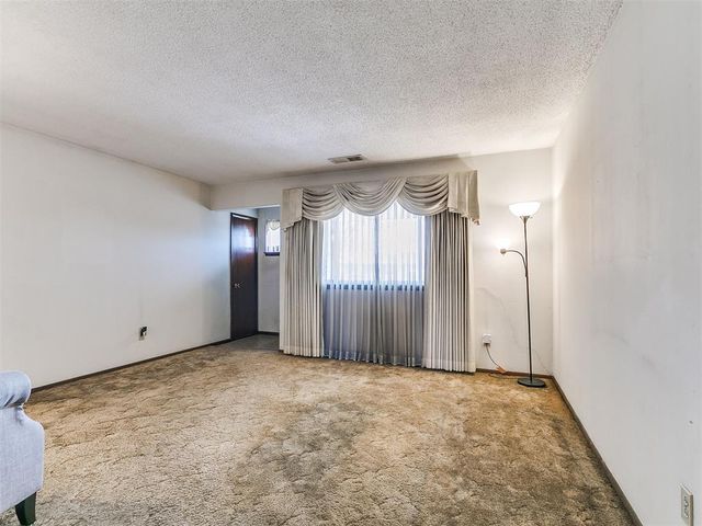 2613 SW 69th Street, Oklahoma City, OK 73159