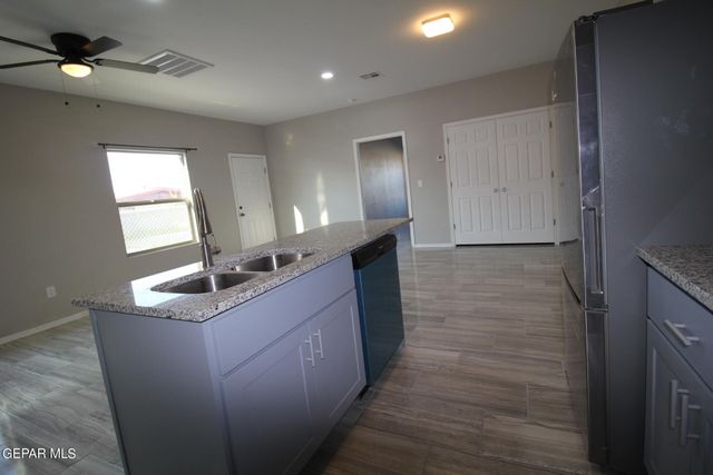 517 VAL VERDE Street B, El Paso, TX 79905
